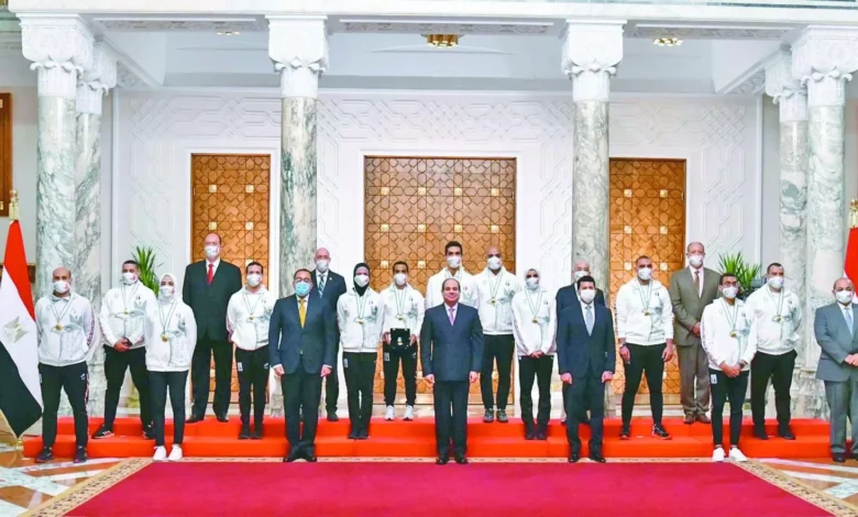 تكريم مستمر من الــ«كاف»:-السيسى.-رئيس-الإنجازات