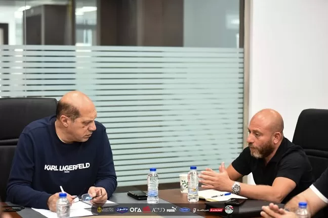 «علاء-نبيل»-يجتمع-بالأجهزة-الفنية-للمنتخبات-الوطنية-لبحث-خطط-التطوير